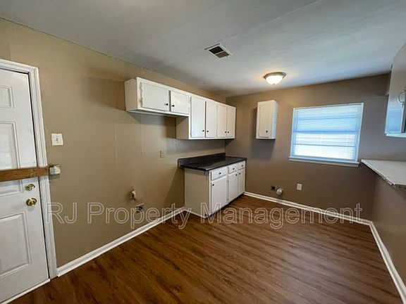 5th image of 4583 Range Line Rd