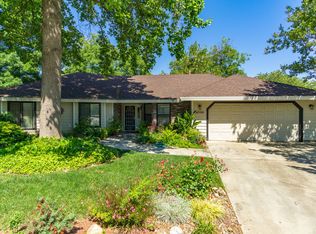 1046 Sir William Ct, Chico, CA 95926