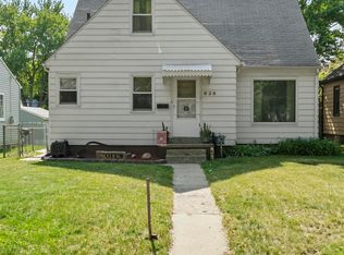 628 Wallgate Ave, Waterloo, IA 50701