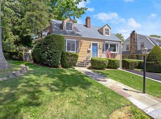 63 Willow Ave, Pelham, NY 10803