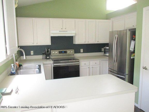 5th image of 12885 Isle Royale Dr