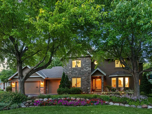 1960 Woodstone Ln, Victoria, MN 55386