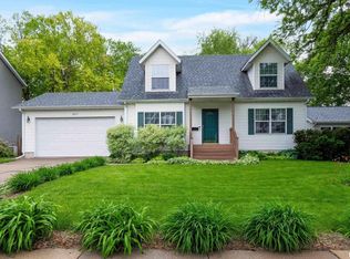 1611 Mississippi Blvd, Bettendorf, IA 52722