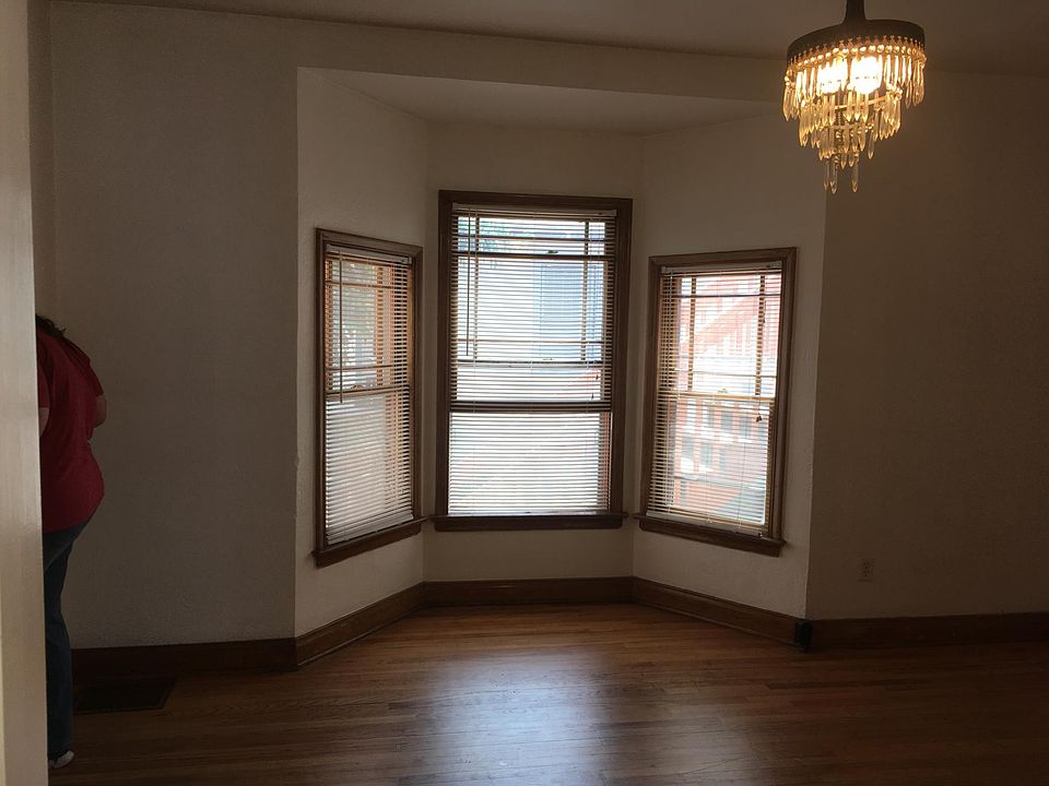 2nd image of 1856 11th Ave APT B