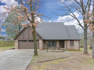 1216 Burnham Rd, Fort Smith, AR 72903