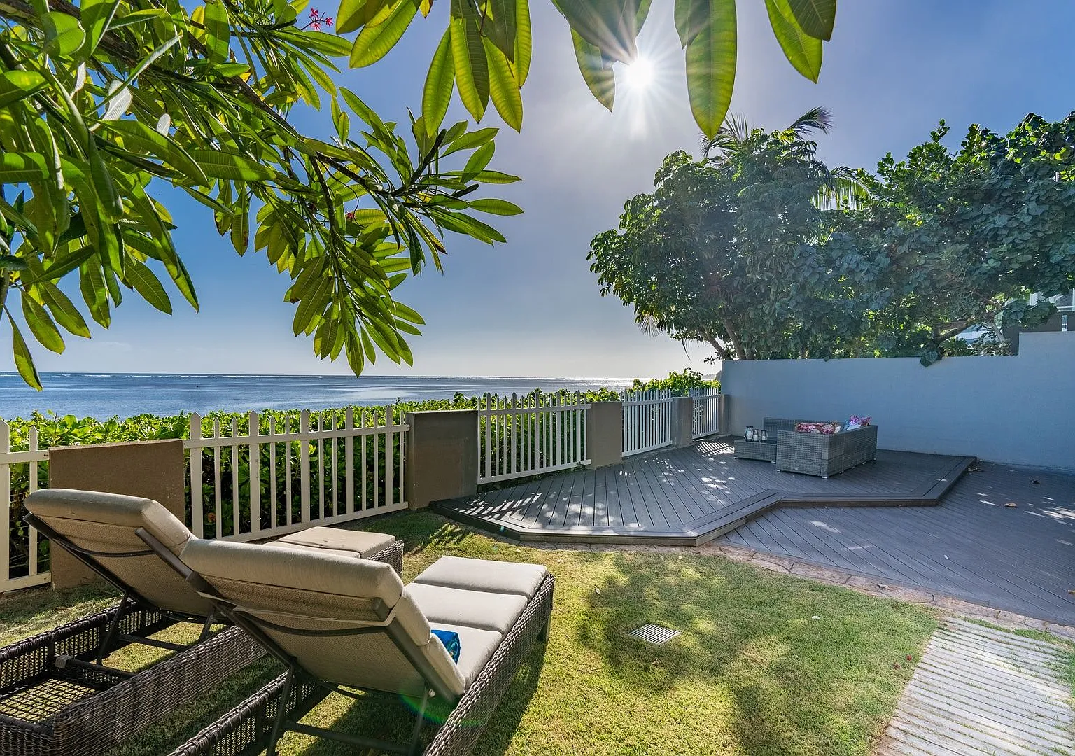 Wailupe Seaside Haven: Beachfront Luxury Home w/ Infinity Pool & City Proximity — Photo 2