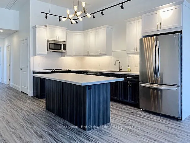 41 Market Pl #UPPER — Photo 6