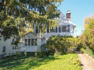 20 Earle Pl, New Rochelle, NY 10801