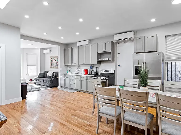 1261 Eastern Pkwy #2 — Photo 7