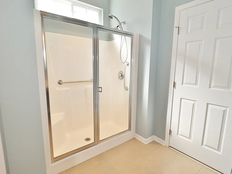 6860 Lakecrest Ct — Photo 19