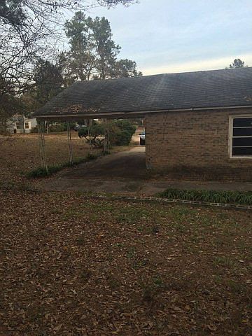 2nd image of 681 Schroder Ave NE