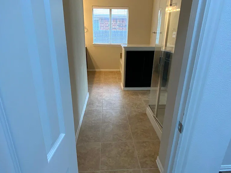 708 Hummingbird Dr — Photo 18