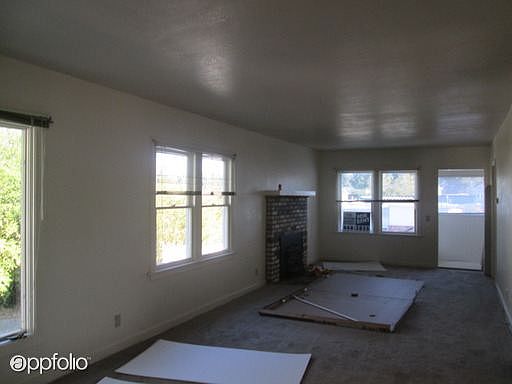 3rd image of 4032 East St