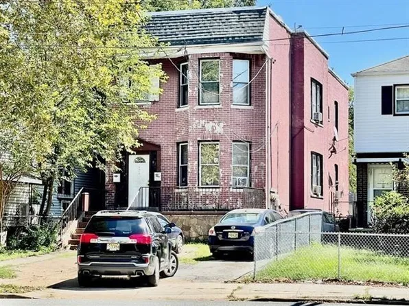 1922 John F Kennedy Boulevard image 1 of 8