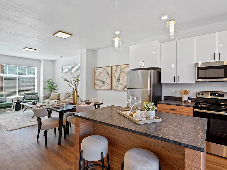Current by Lotus Townhomes — Photo 9
