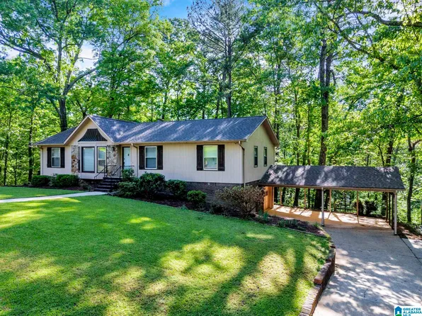 5301 Pinecrest Dr, Mount Olive, AL 35117