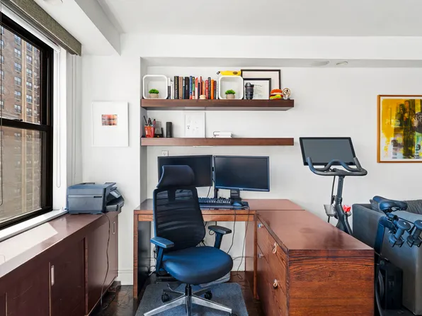 330 3rd Avenue 8D image 3 of 8