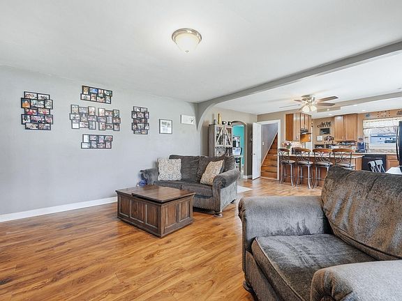 5th image of 4051 Trier Rd