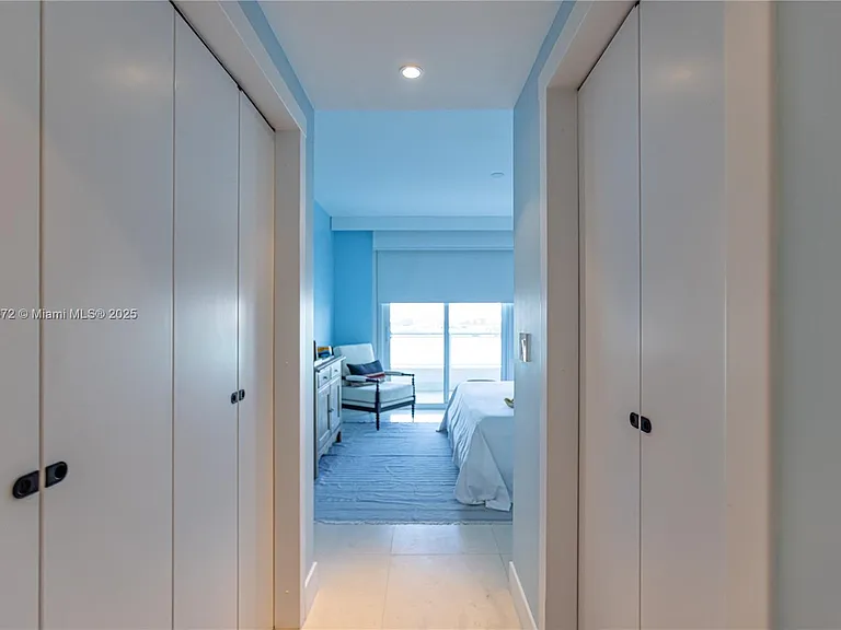 520 West Ave #1102 — Photo 41