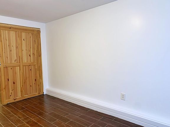 5th image of 598 Westside Ave #1F
