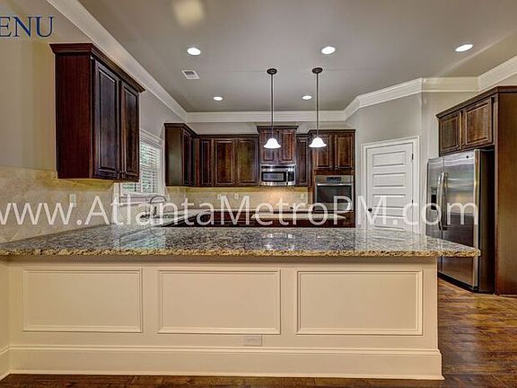 3rd image of 1112 Eagles Brooke Dr