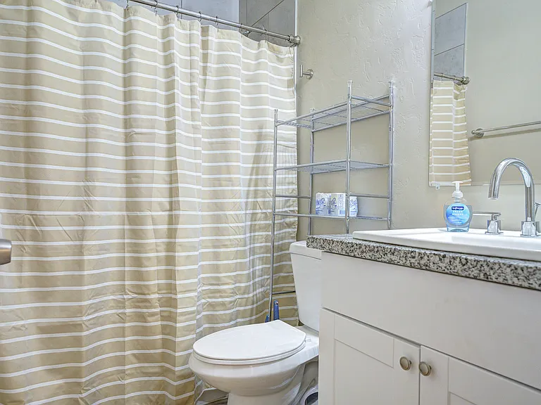 5025 E Lee St #2 — Photo 15