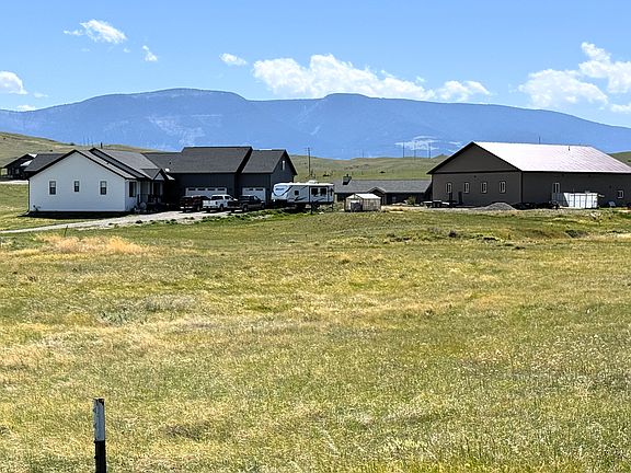 4th image of 14 Haven Meadow Loop