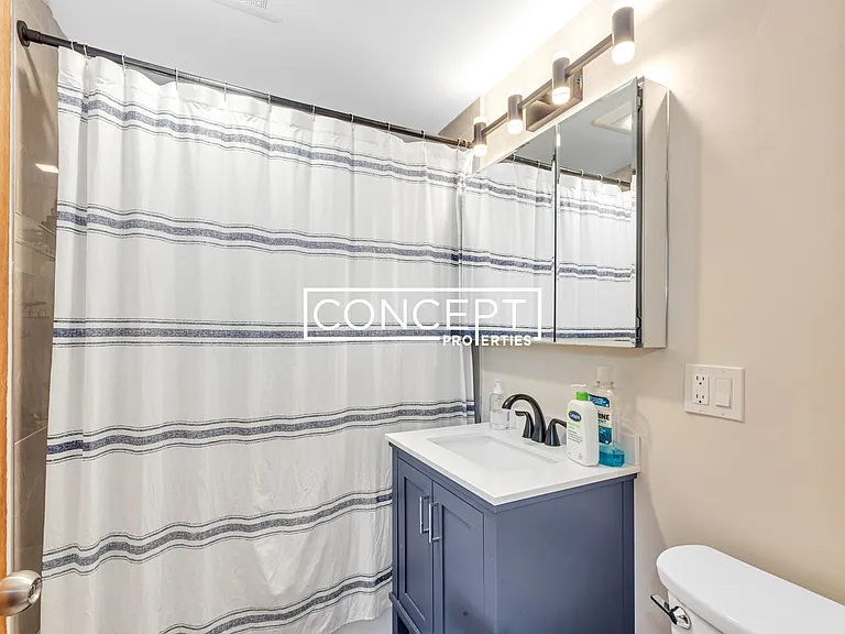26 Ventura St #2 — Photo 7