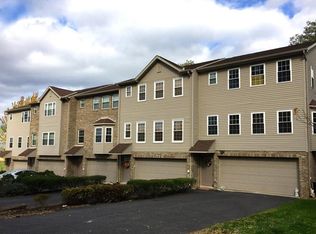 73 Brentwood Dr, Mc Kees Rocks, PA 15136