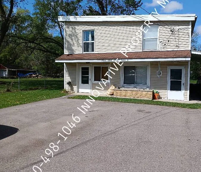 5181 1/2 N Elms Rd #1 — Photo 1