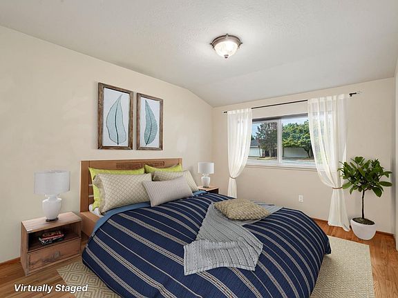 3rd image of 1157 35th Ave
