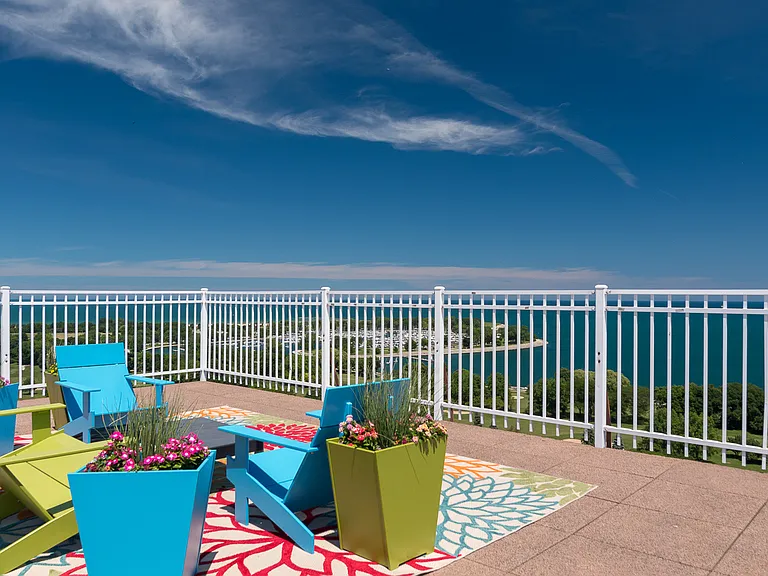 4100 N. Marine Dr. — Photo 12