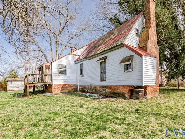 2326 Johnville Rd, Dunnsville, VA 22454