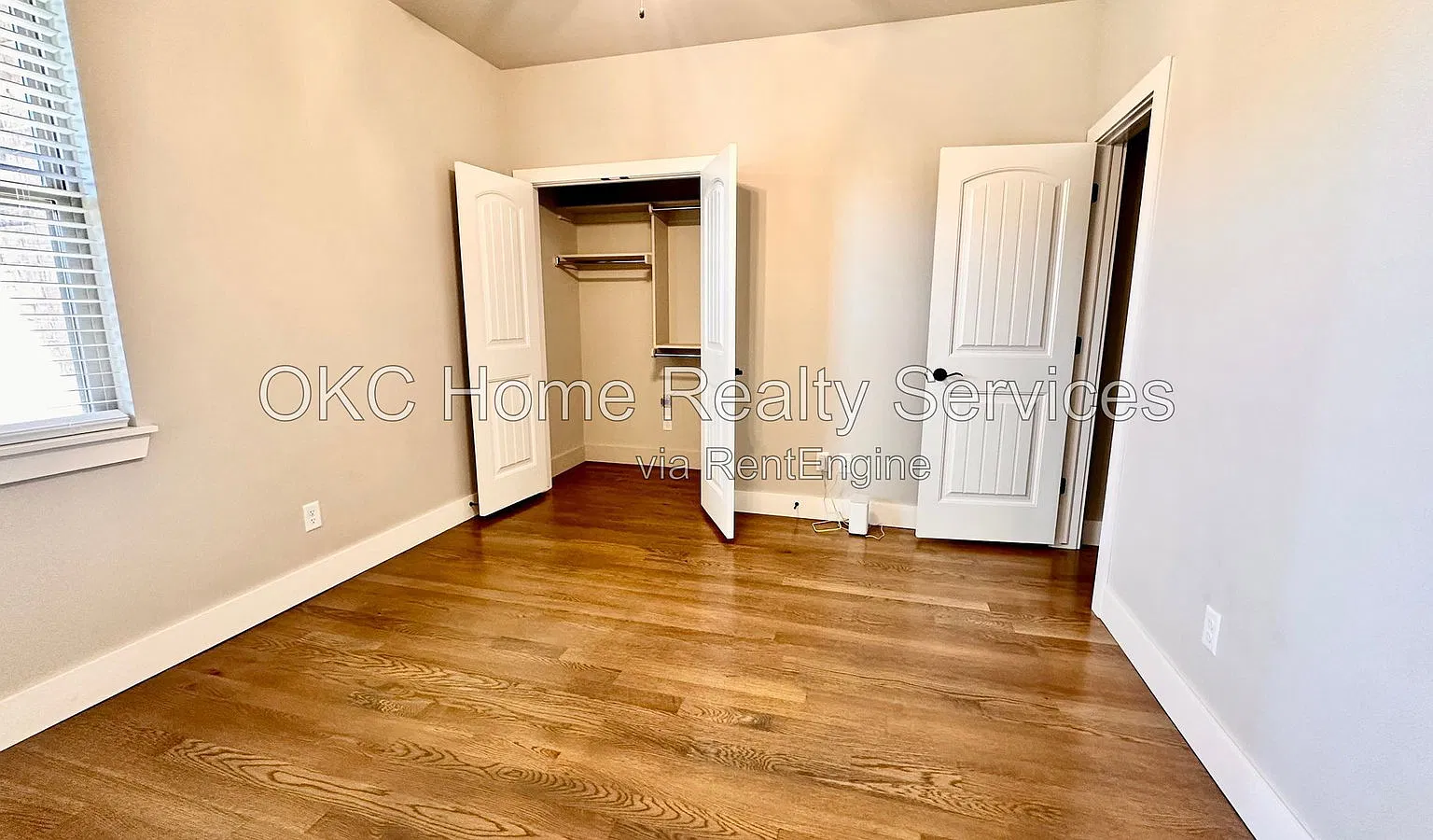 5 bed, 3.0 bath, 2697 sqft, $3,500 — Photo 3