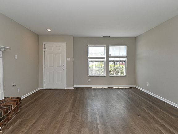 4th image of 1624 Wagner Dr