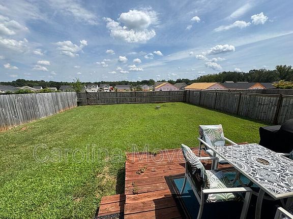 4th image of 260 Mabry St