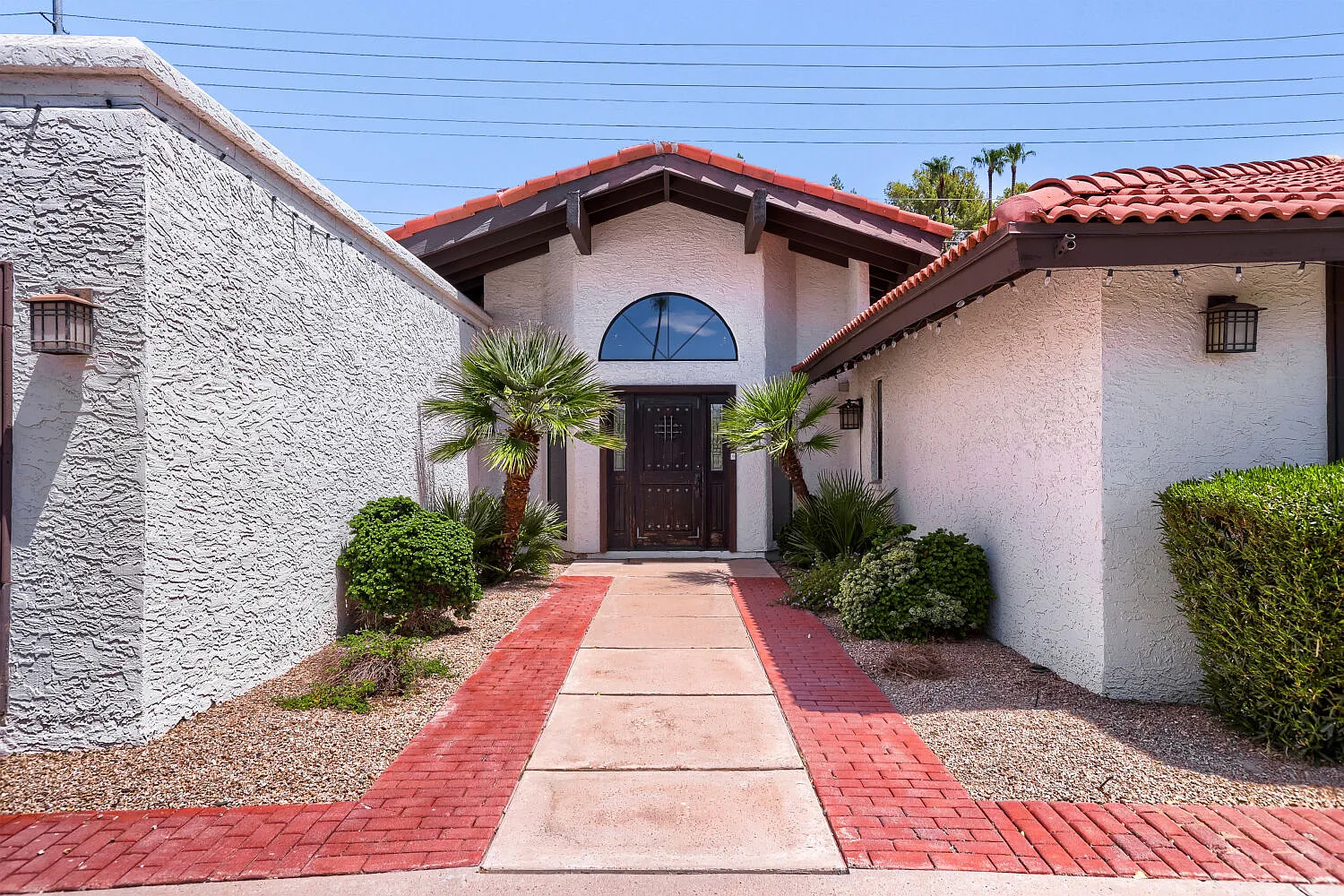 4 bed, 3470 sqft, $4,995 — Photo 3
