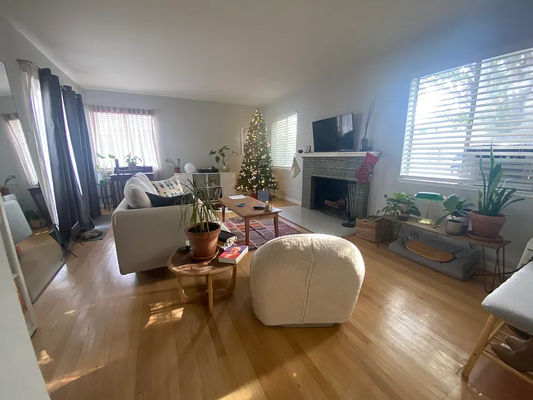 871 Blair Ave #1 — Photo 2