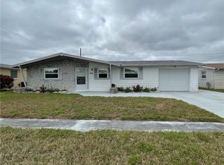 2115 Maureen Dr, Holiday, FL 34690