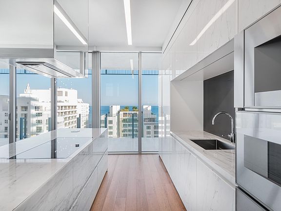 3rd image of 120 Ocean Dr #1000