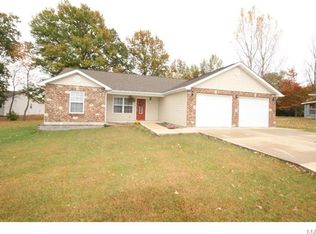 8 Dogwood Ct, Montgomery City, MO 63361