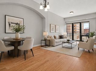 500 E Grant St APT 205, Minneapolis, MN 55404
