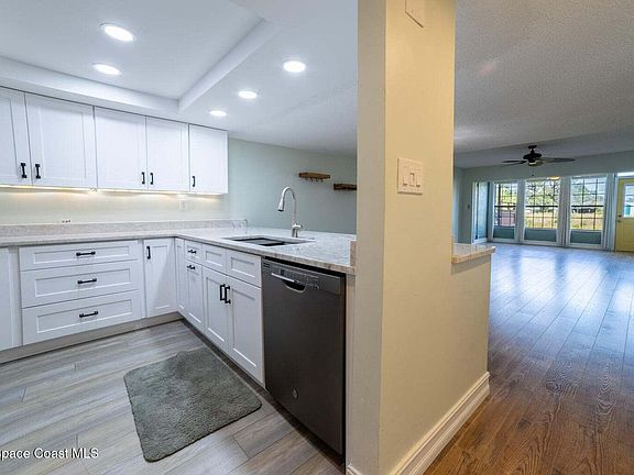 2nd image of 3112 Finsterwald Dr Building 1