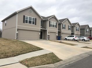 1500 NE Erin Ct, Grain Valley, MO 64029