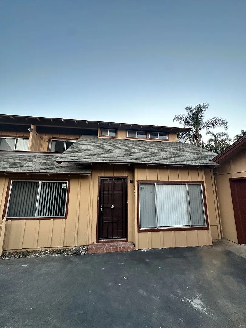 Building Photo - 754-56 Copper Dr