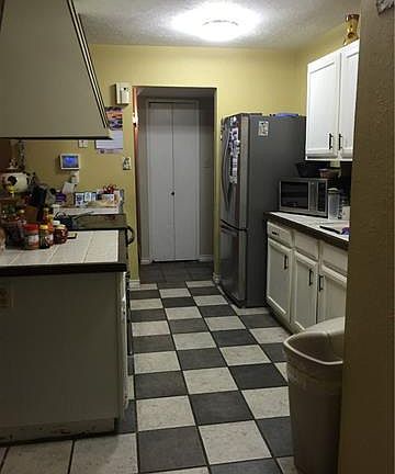 3rd image of 10252 Ironwood Ln