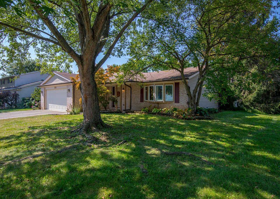 1st image of 275 Caro Ln