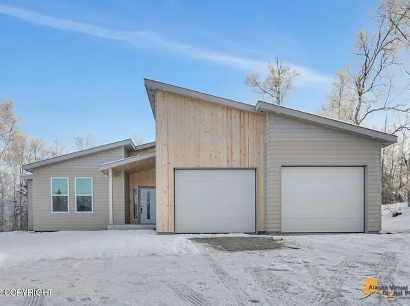 1790 W Pipestone Dr, Wasilla, AK 99654