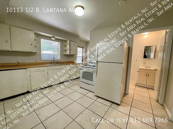 4th image of 10113 1/2 N Lantana Ave