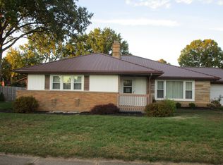 160 Oakbrook St NE, Navarre, OH 44662
